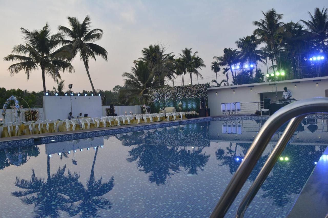 Hotel Angamaly Convention Centre Kochi Exterior foto