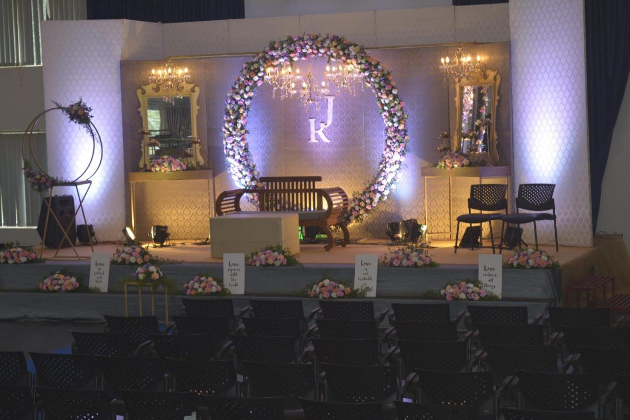 Hotel Angamaly Convention Centre Kochi Exterior foto
