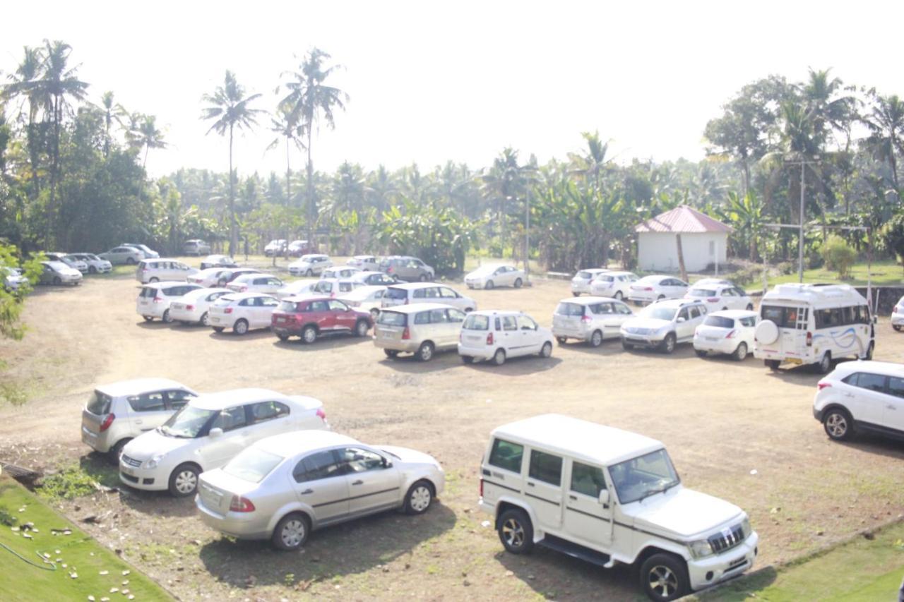 Hotel Angamaly Convention Centre Kochi Exterior foto